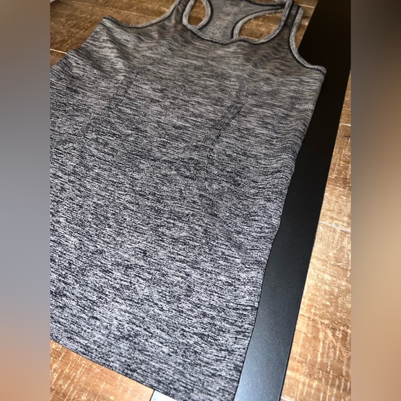 Lululemon Swiftly Tech Racerback - Picture 4 of 8
